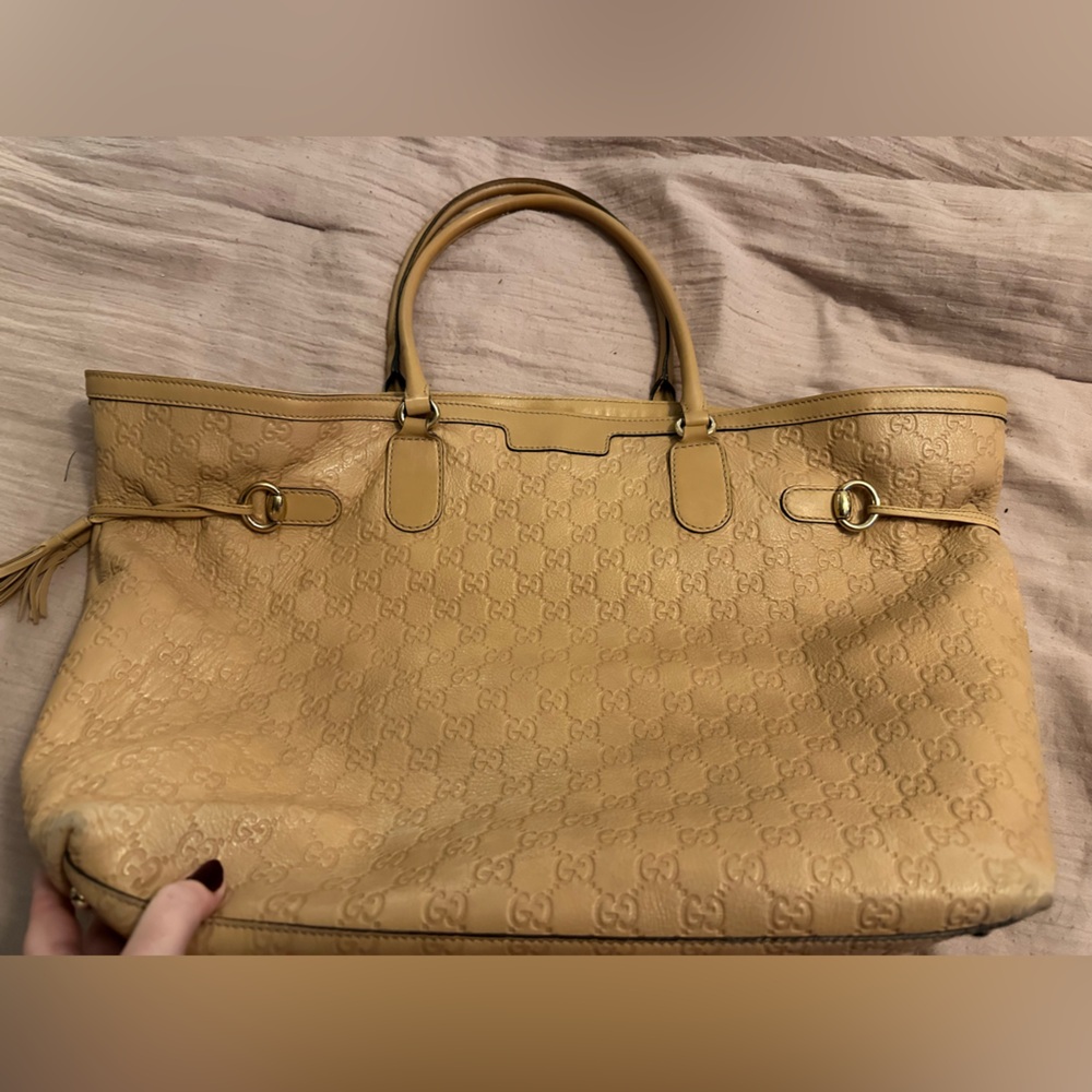Authentic Gucci Beige Embossed Leather Tote - Picture 6 of 16
